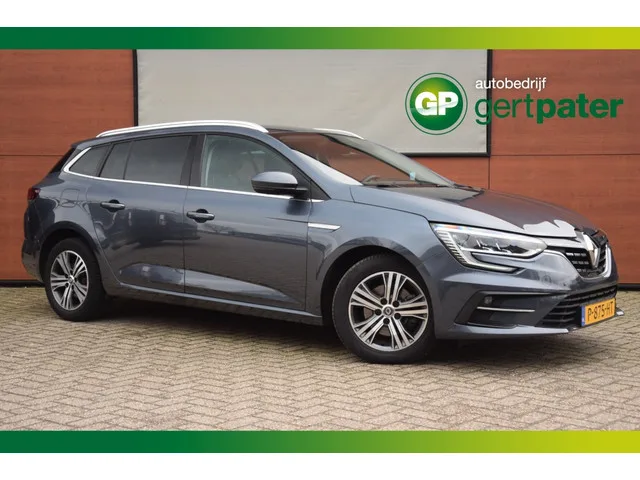 Renault Mégane E-Tech (2022) — foto 1