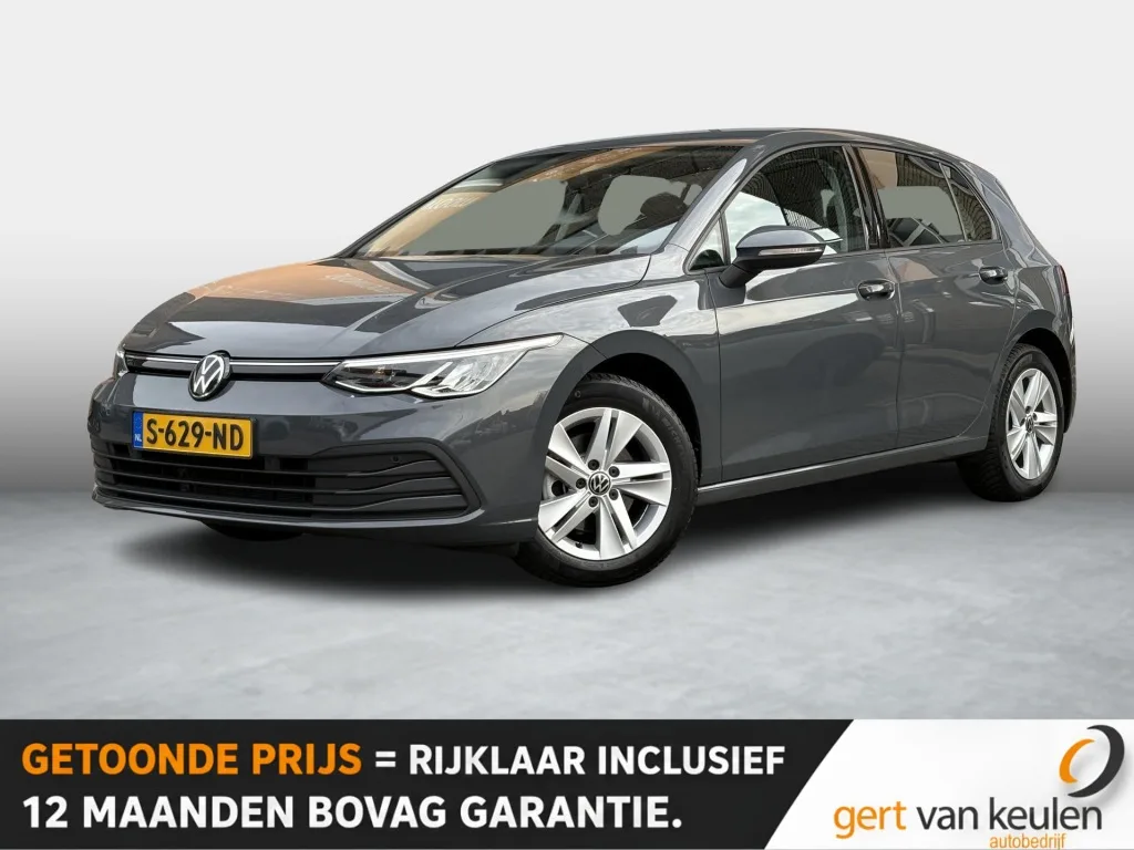 Volkswagen Golf (2023) — foto 1