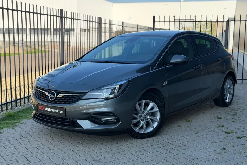Opel Astra (2020)