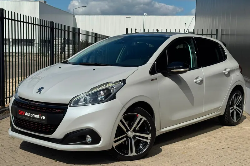 Peugeot 208 (2017)