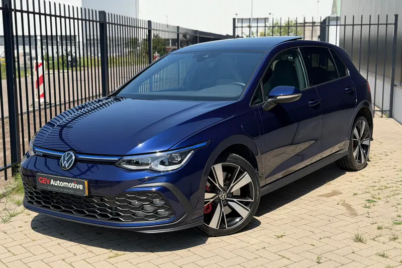 Volkswagen Golf (2022)