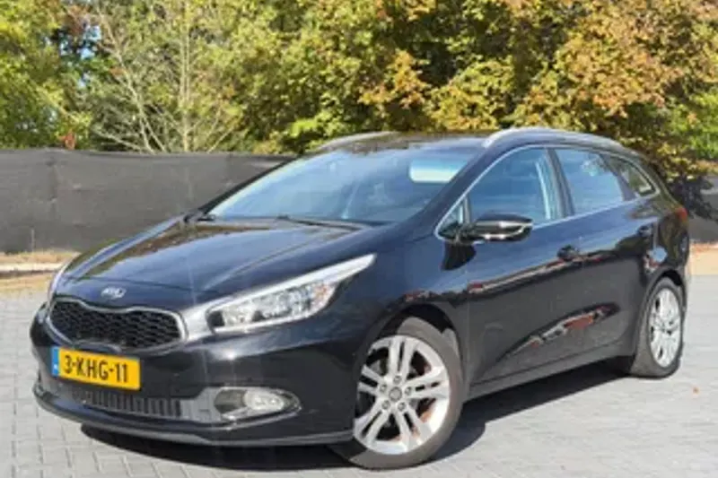 Kia Ceed (2013)