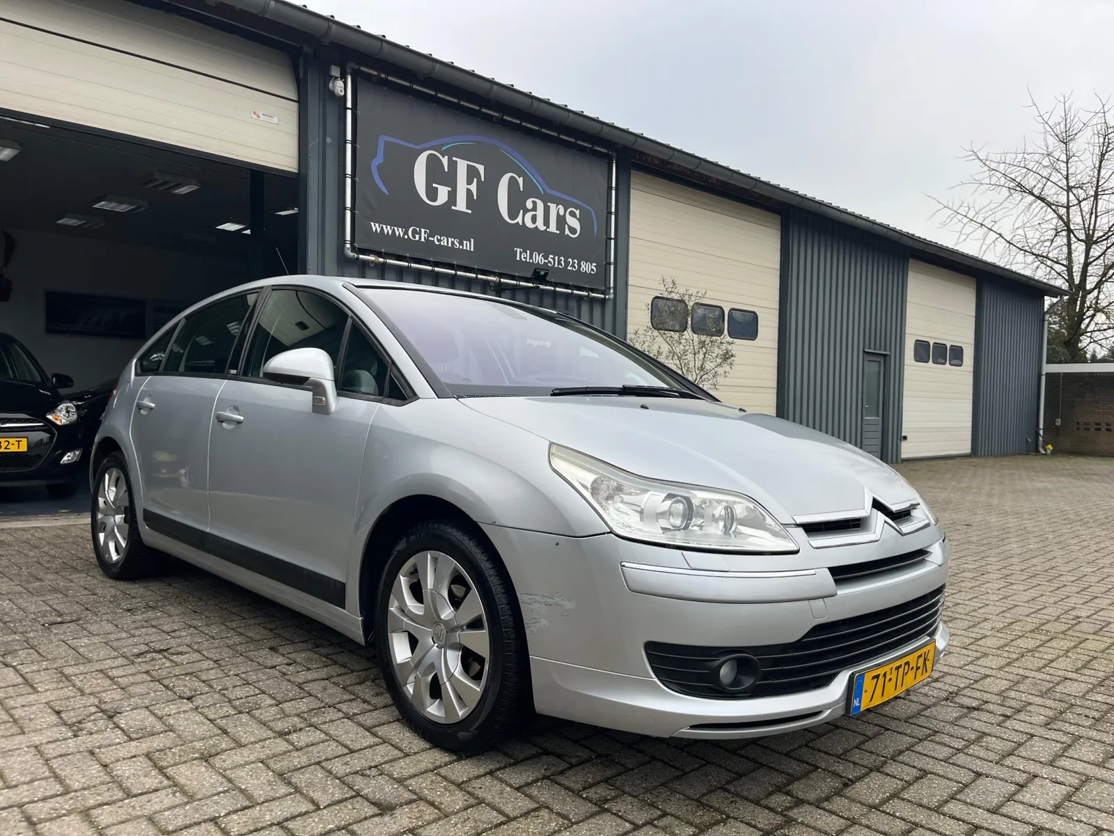 Citroën C4 (2006) — foto 1