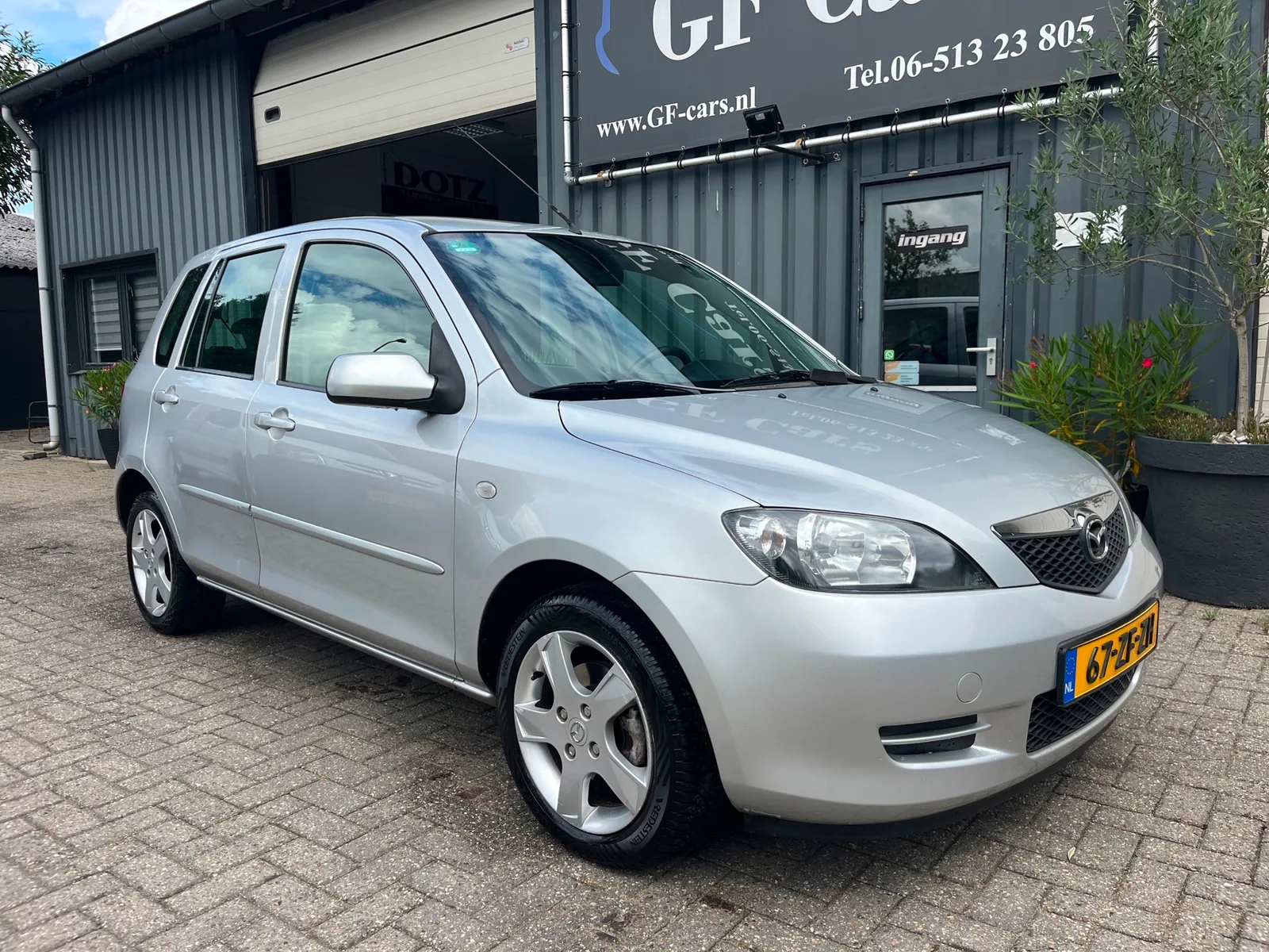 Mazda 2 (2005) — foto 1