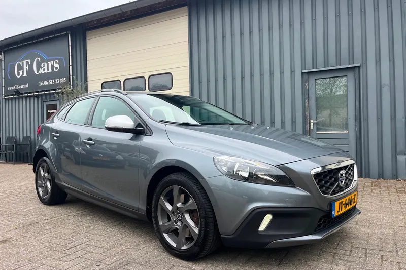 Volvo V40 (2016)