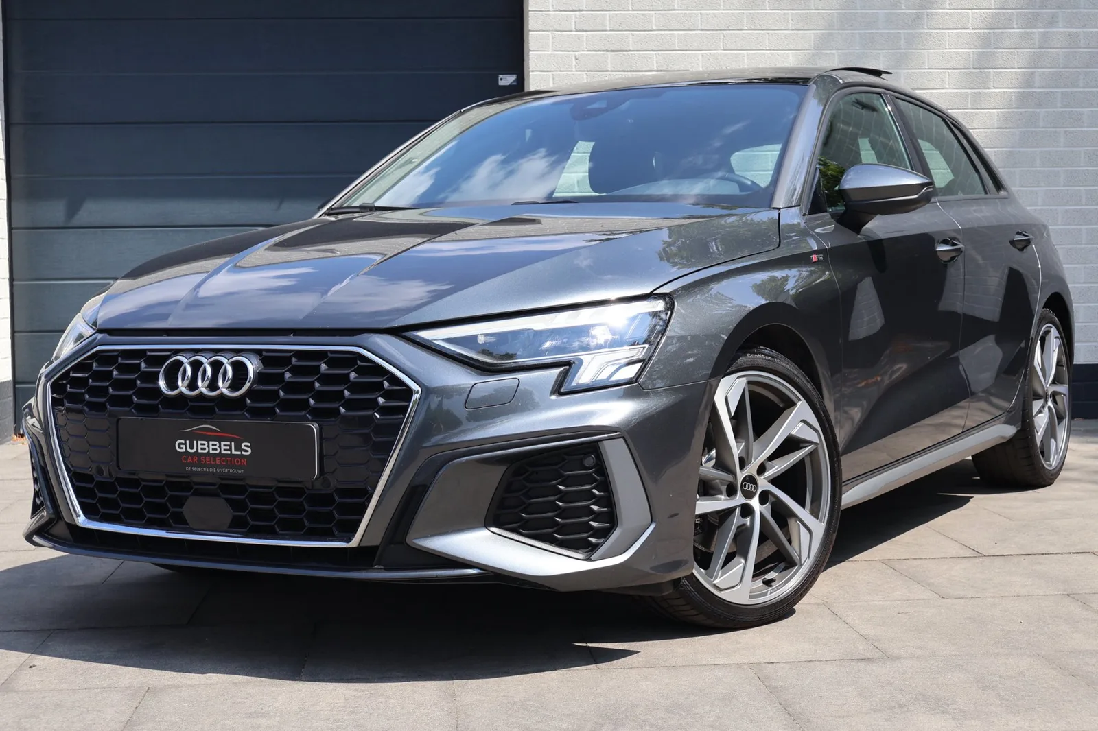 Audi A3 (2023) — foto 1