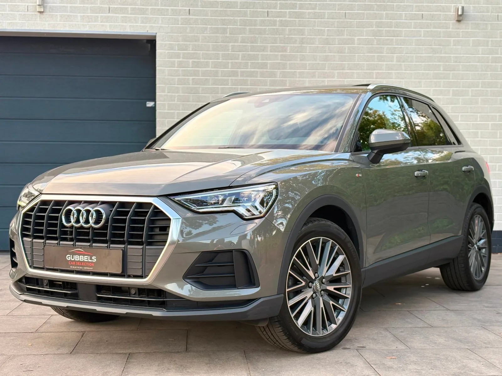 Audi Q3 (2019) — foto 1