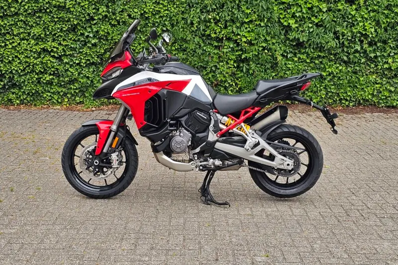 Ducati Multistrada V4S (2023)