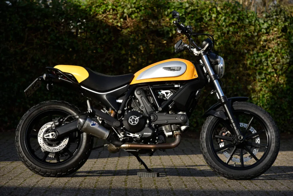 Ducati Scrambler SIXTY 2 (2016) — foto 1