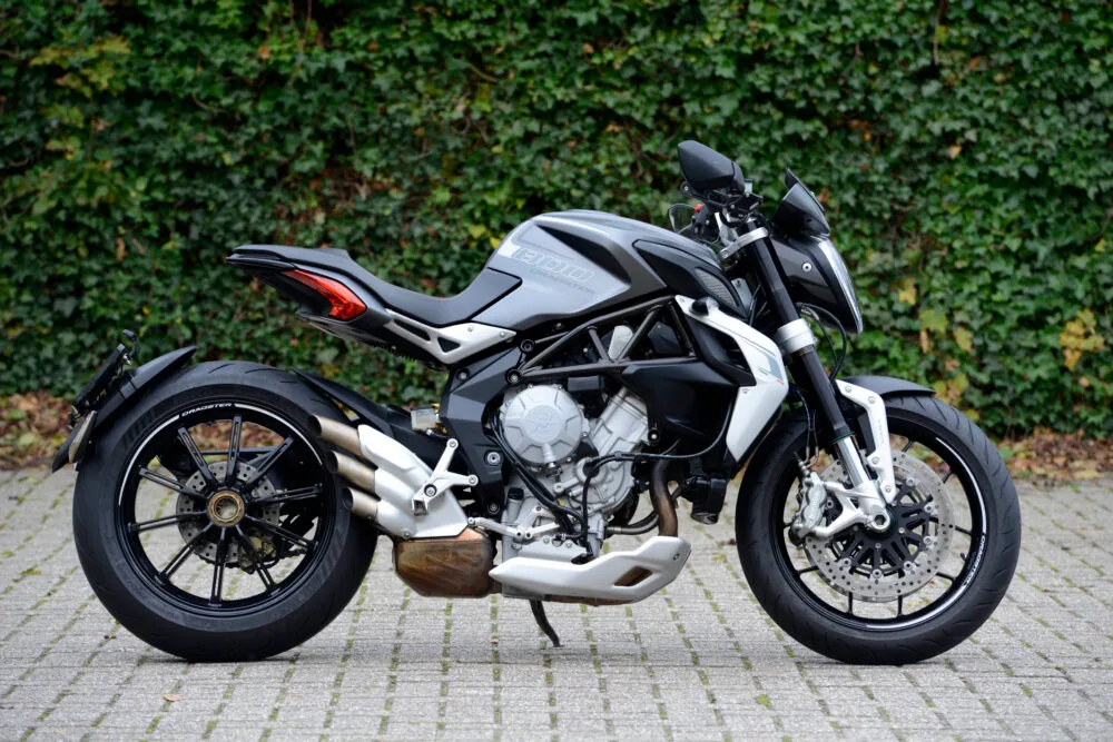 MV Agusta Dragster 800 (2015) — foto 1
