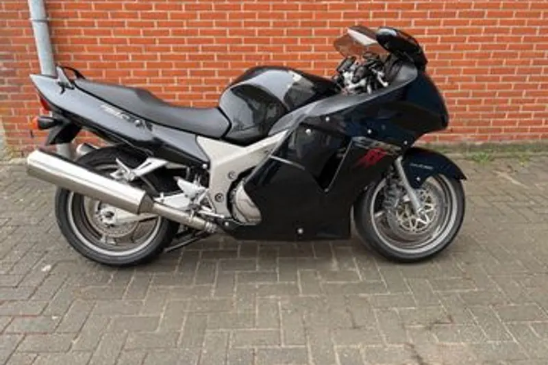 Honda CBR 1100 XX Super Blackbird (2000)