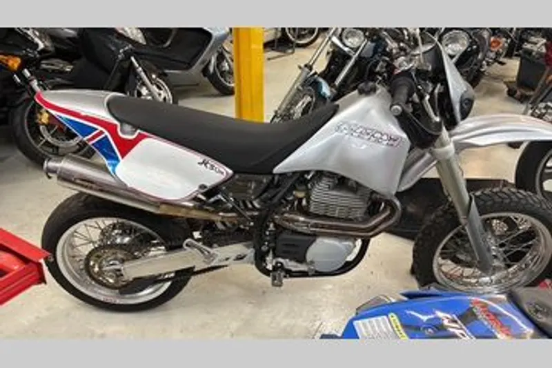 CCM R30M (2003)