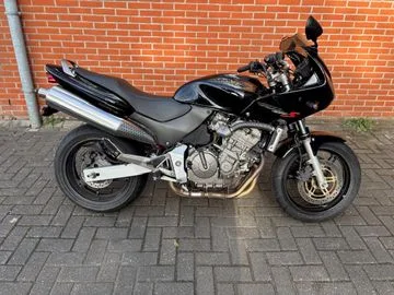 Honda CB (2004) — foto 1