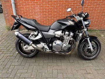 Honda CB (2003) — foto 1