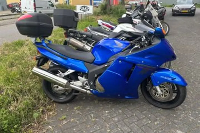 Honda CBR 1100 XX Super Blackbird (1999)