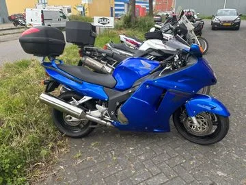 Honda CBR (1999) — foto 1