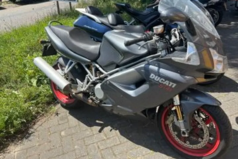 Ducati ST 4S (2004)