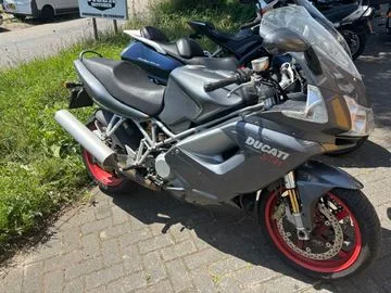 Ducati ST 4S (2004) — foto 1