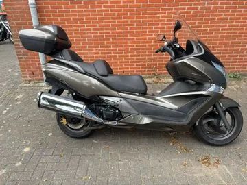 Honda Silver Wing 600 (2011) — foto 1