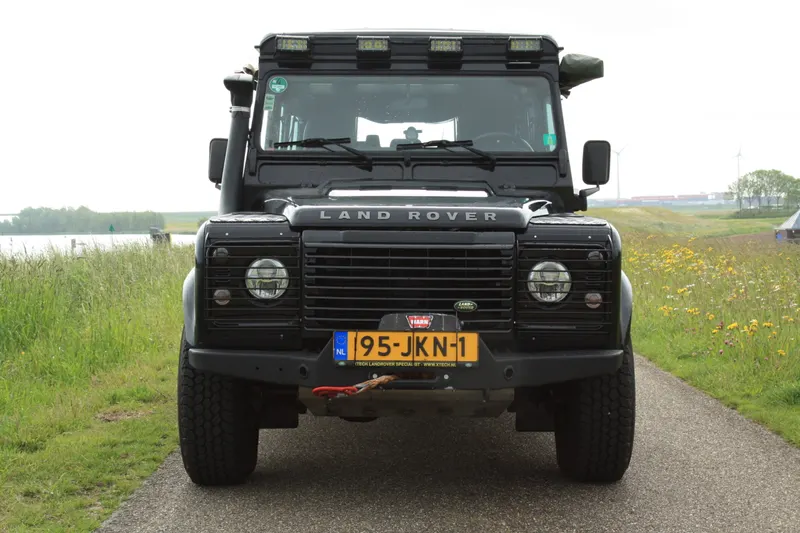 Land Rover Defender (2007)