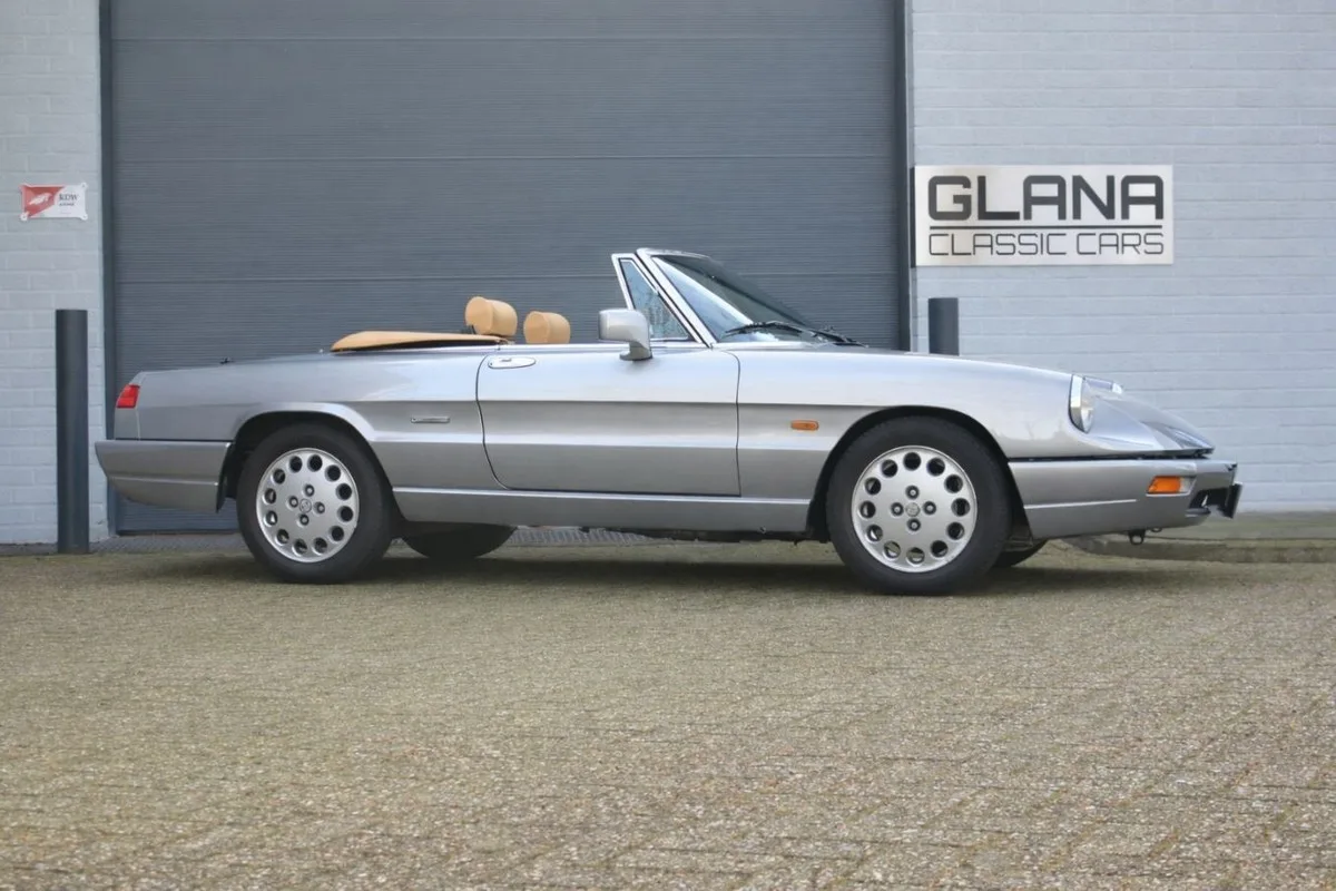 Alfa Romeo Spider (1990) — foto 1