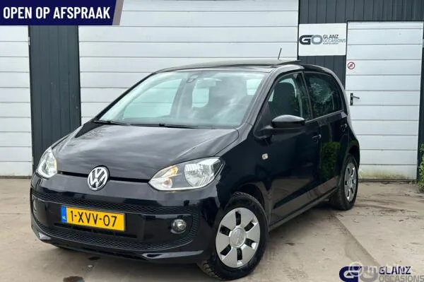 Volkswagen Up! (2014) — foto 1