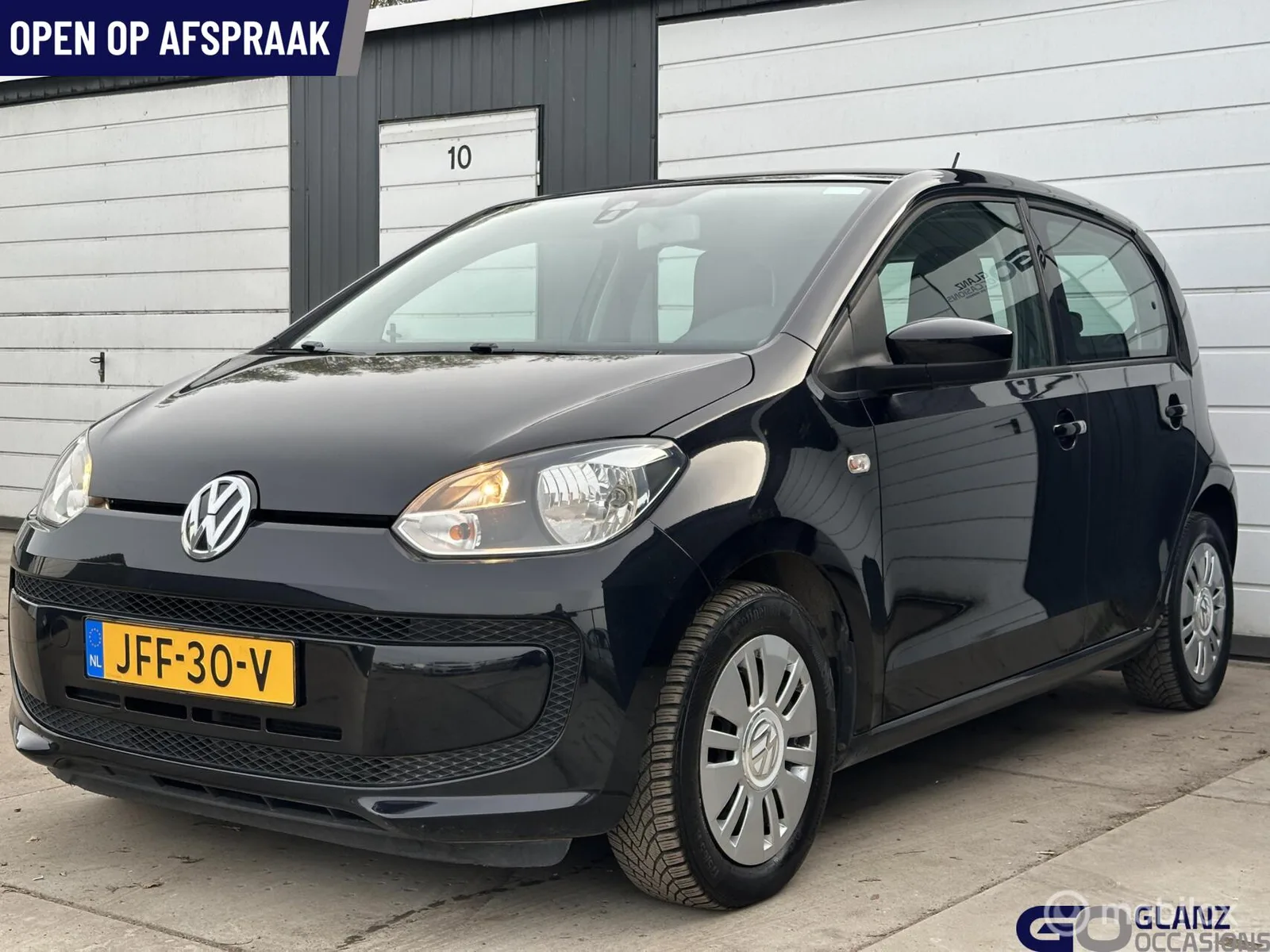 Volkswagen Up! (2014) — foto 1