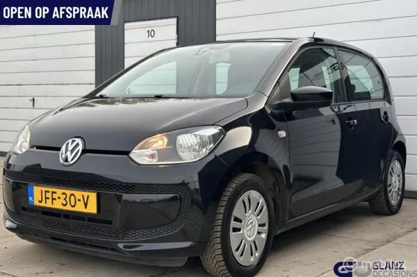 Volkswagen Up! (2014) — foto 1