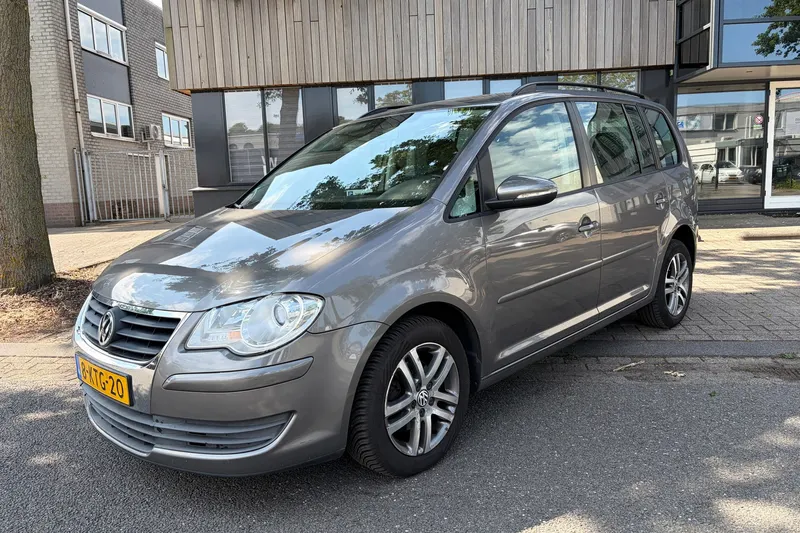Volkswagen Touran (2010)