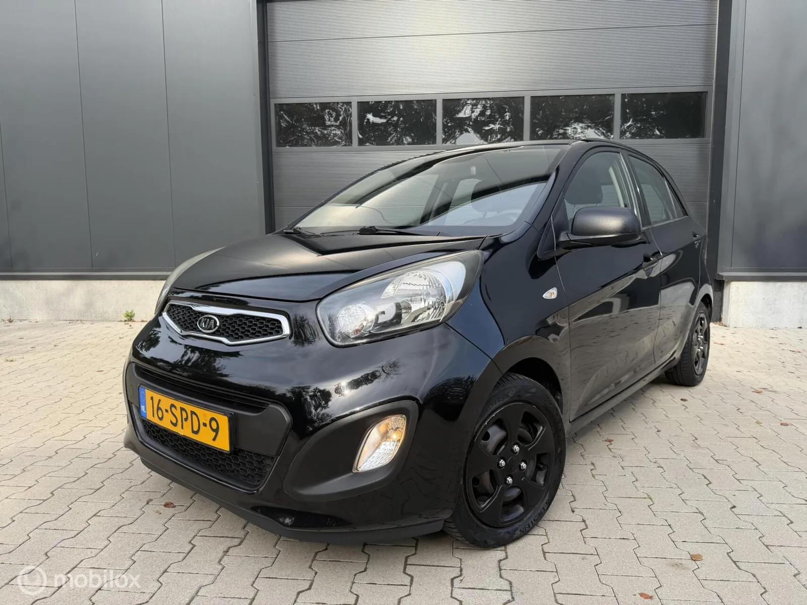 Kia Picanto (2012) — foto 1