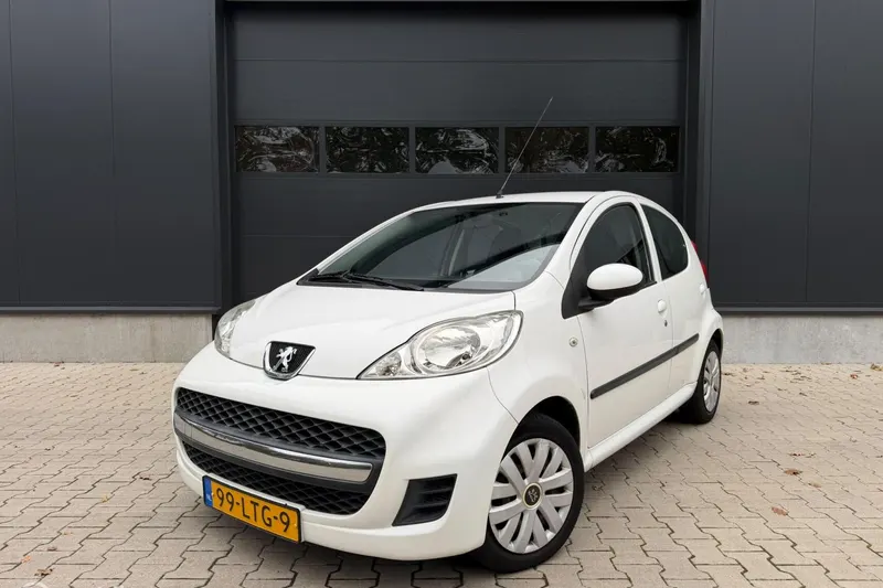 Peugeot 107 (2010)