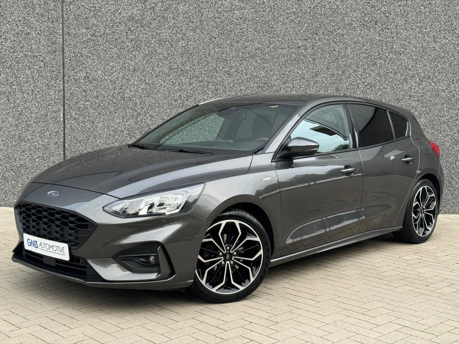 Ford Focus (2021) — foto 1