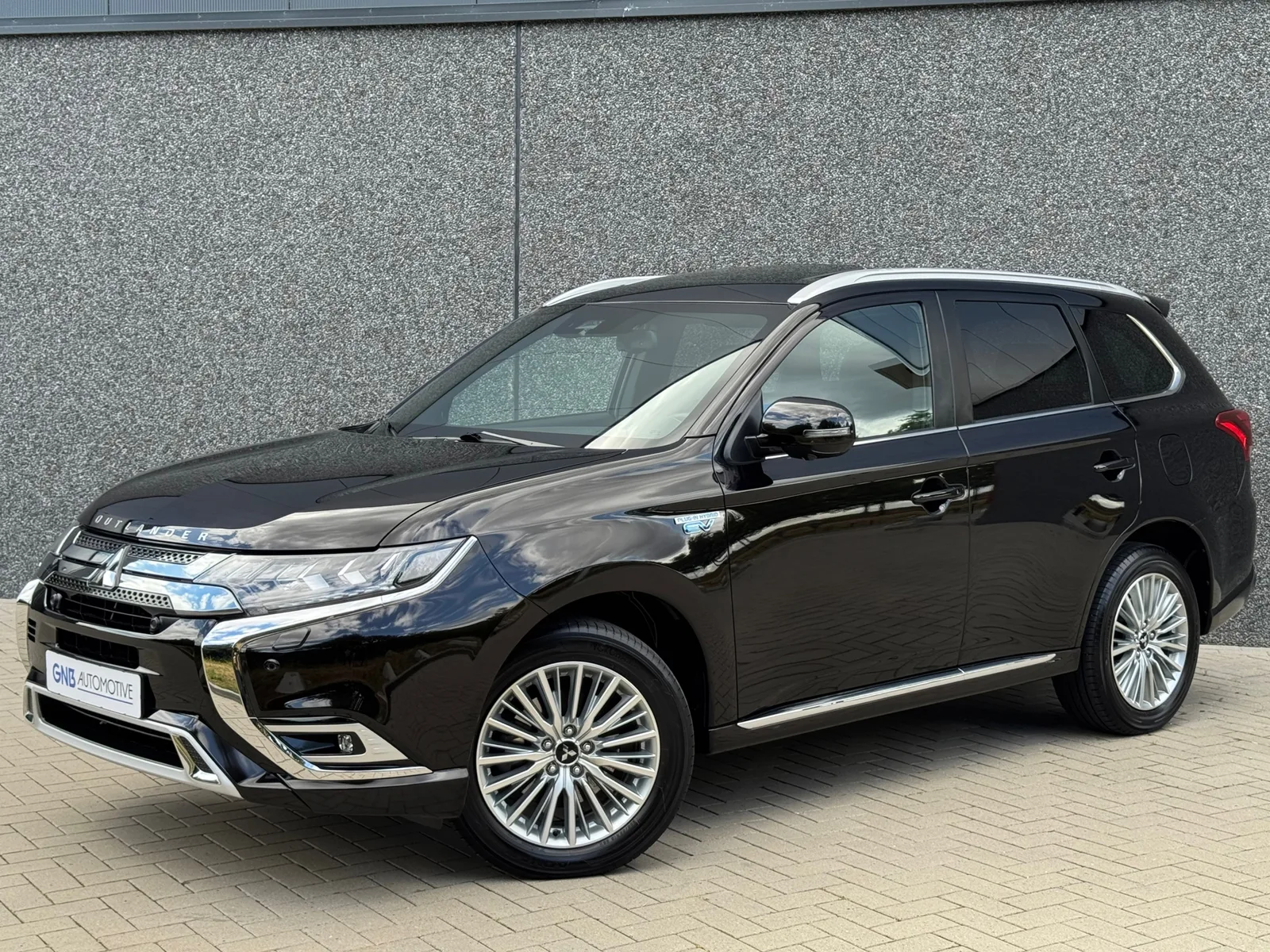 Mitsubishi Outlander (2019) — foto 1
