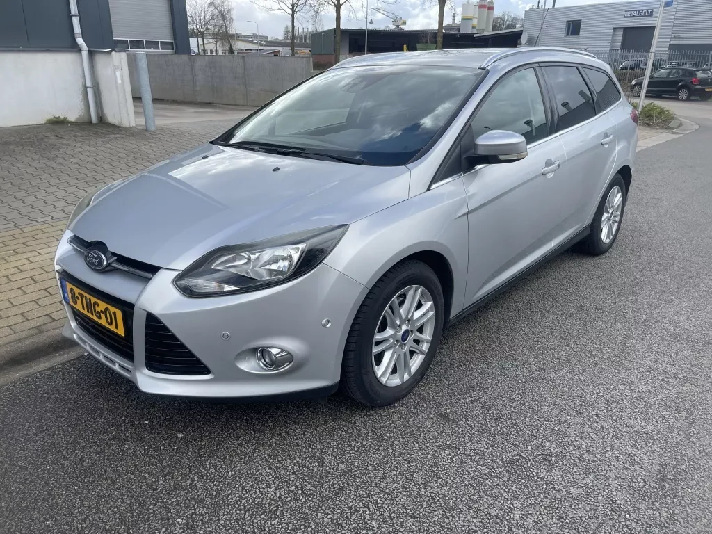 Ford Focus (2014) — foto 1