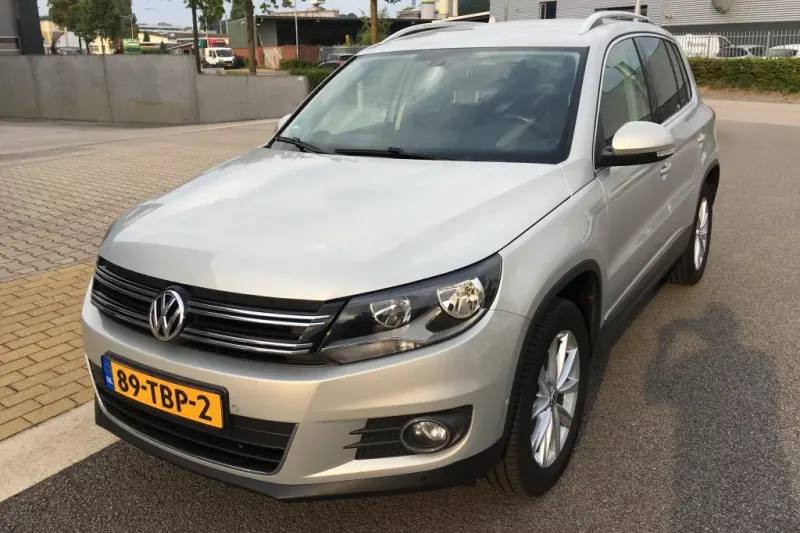 Volkswagen Tiguan (2012)