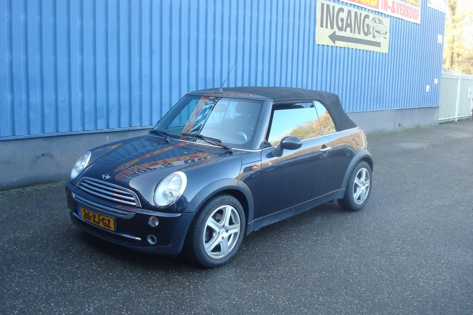 MINI Cabrio (2008) — foto 1