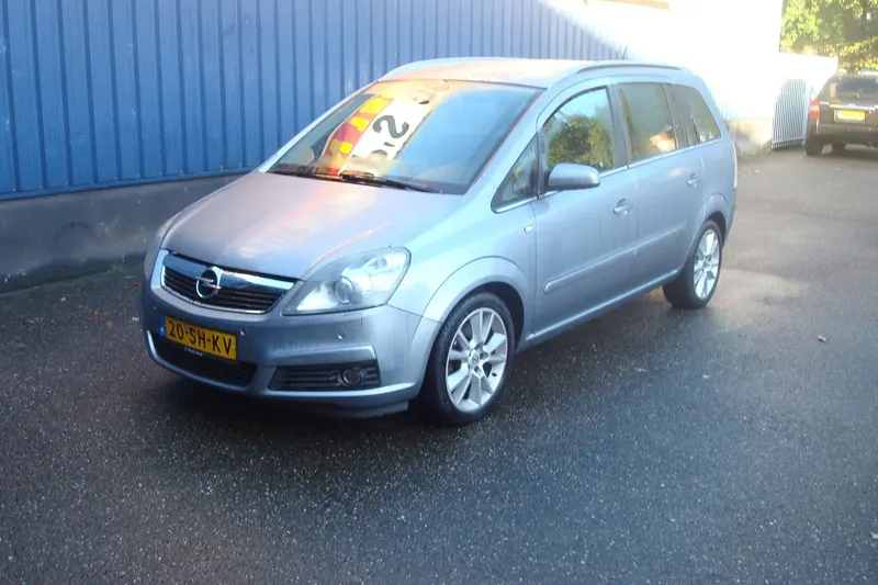 Opel Zafira (2006)