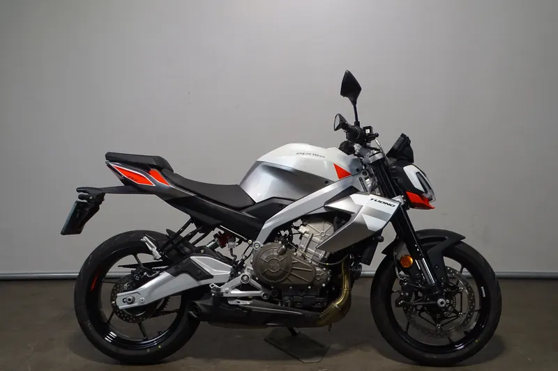 Aprilia Tuono 457 (2025)