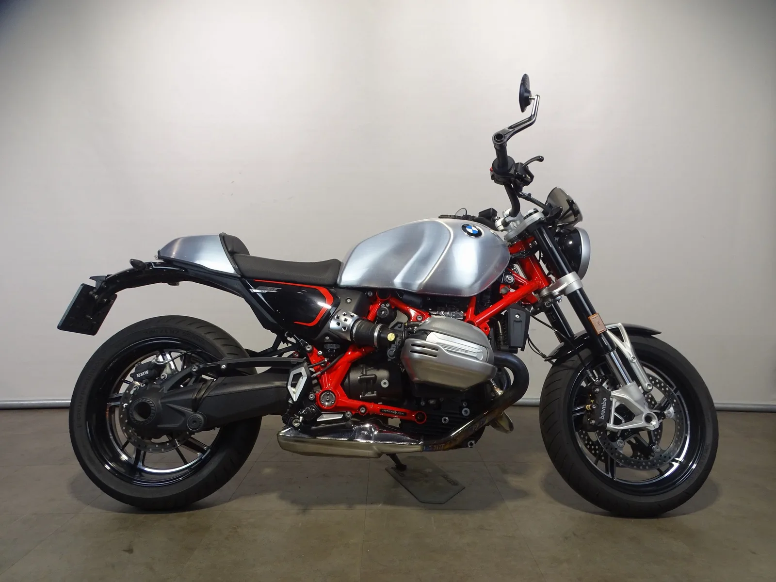 BMW R12 NineT (2024) — foto 1