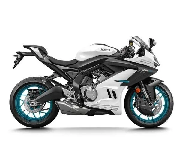 CFMoto 675SR-R (2026) — foto 1