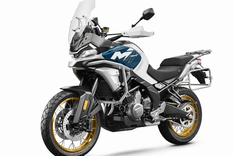CFMoto 700 MT (2026)