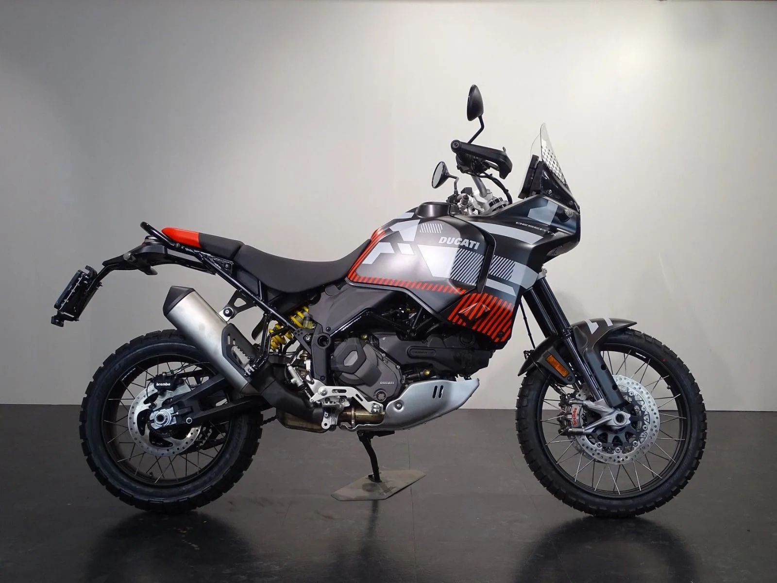 Ducati DesertX (2024) — foto 1