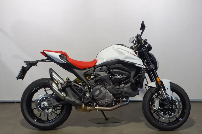 Ducati MONSTER 937 (2025)