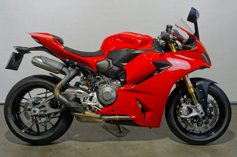 Ducati Panigale V2 (2025)