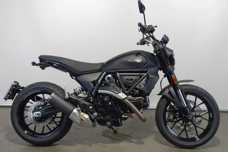 Ducati SCRAMBLER DARK (2025)