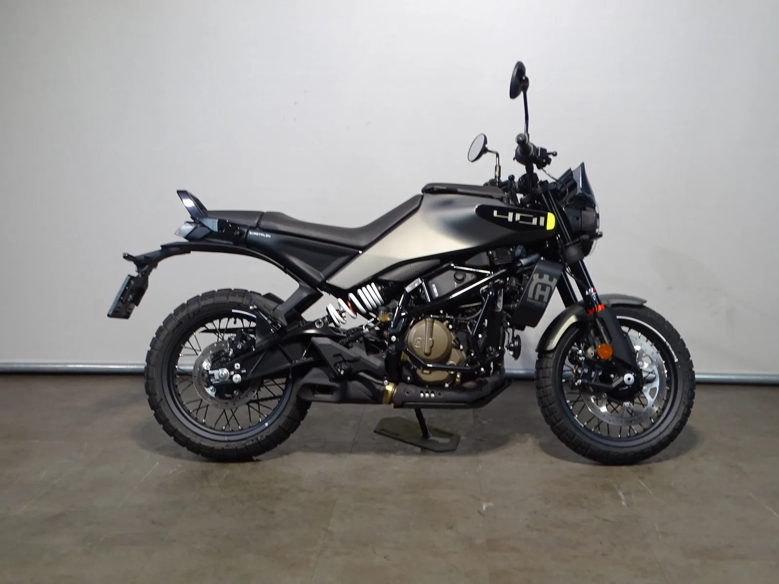 Husqvarna Svartpilen 401 (2026) — foto 1