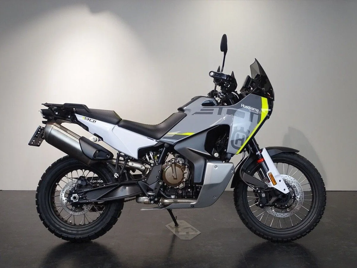Husqvarna 901 Norden (2024) — foto 1