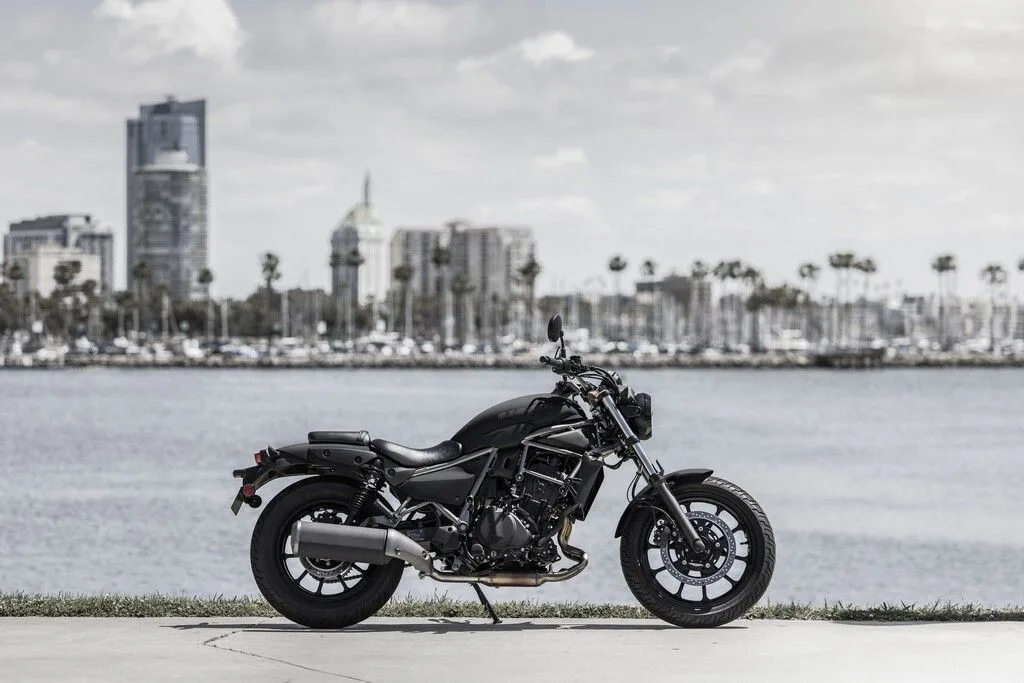 Kawasaki Eliminator 500 (2026) — foto 1