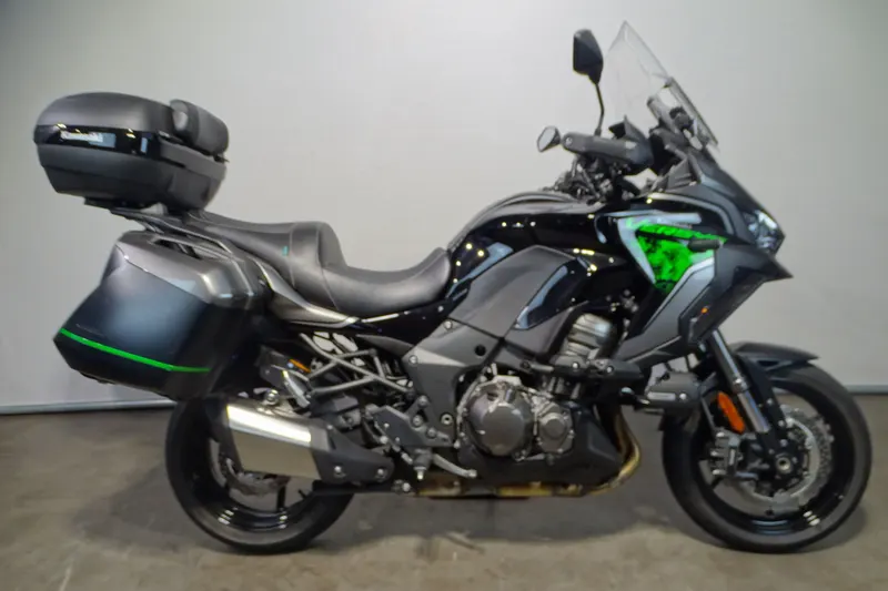Kawasaki Versys 1000 SE (2023)
