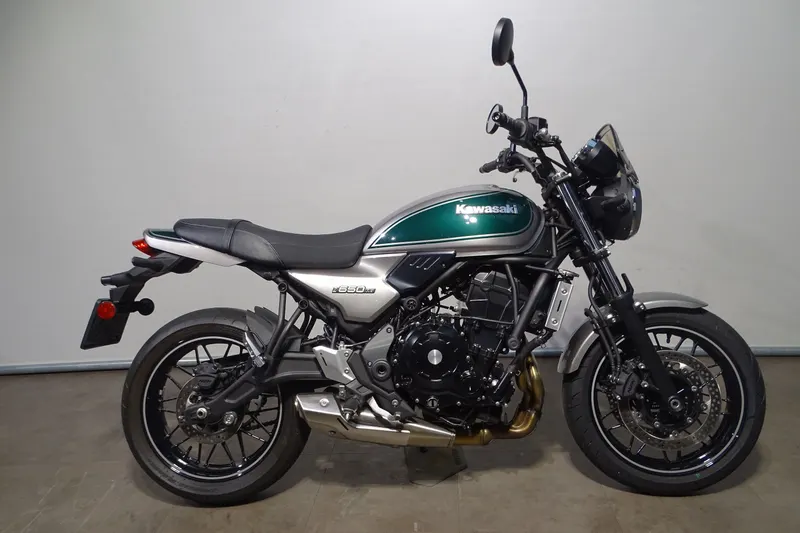 Kawasaki Z 650 RS (2024)